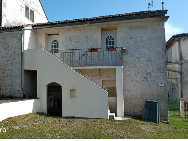 Maison à vendre 3 pièces MOSNAC (17) — photo du bien