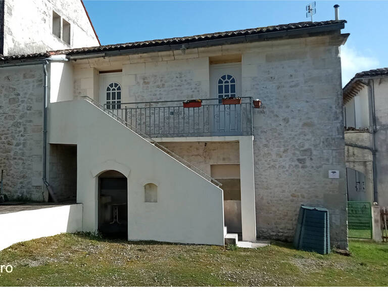 Maison à vendre 3 pièces MOSNAC (17) — photo 1