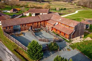 Maison 16 pièces 798000 €