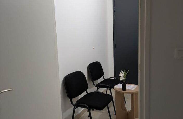 Dpt Isère (38), à louer BOURGOIN JALLIEU Local commercial 60 m² — photo 3
