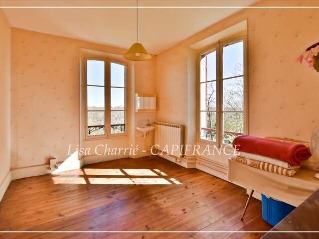 Propriete à vendre 14 pièces LE HOUGA (32) de 215 m2 habitables à rénover, sur 11949 m2 de terrain, dépendances — photo du bien