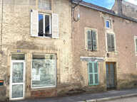 À LOUER – LOCAL COMMERCIAL AVEC LOGEMENT ET DÉPENDANCES à L'ISLE SUR SEREIN (89) — photo 2