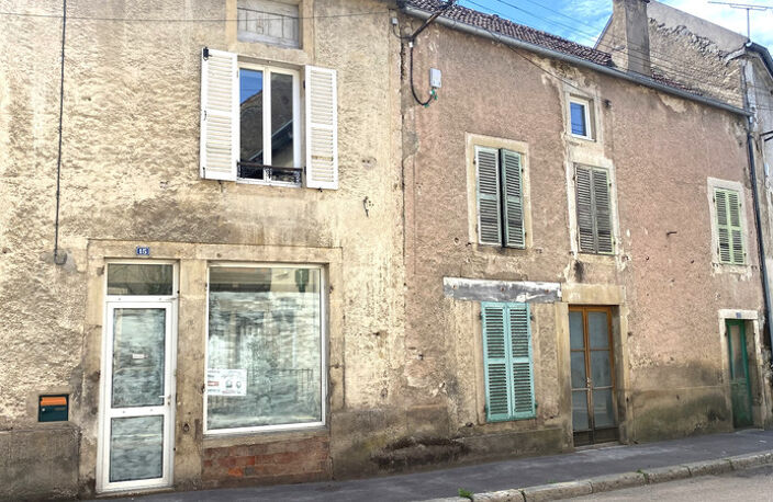 À LOUER – LOCAL COMMERCIAL AVEC LOGEMENT ET DÉPENDANCES à L'ISLE SUR SEREIN (89) — photo 2