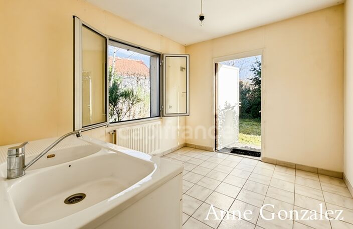 OLIVET SUD, à vendre grande Maison familiale de 240m2 édifiée sur un jardin de 1100 m2 et garage double attenant — photo 5