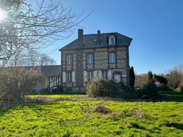 Manoir à vendre 13 pièces SAINT GATIEN DES BOIS (14) — photo du bien