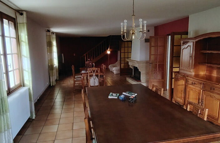 Maison à vendre 8 pièces ASSAIS LES JUMEAUX (79) — photo 5