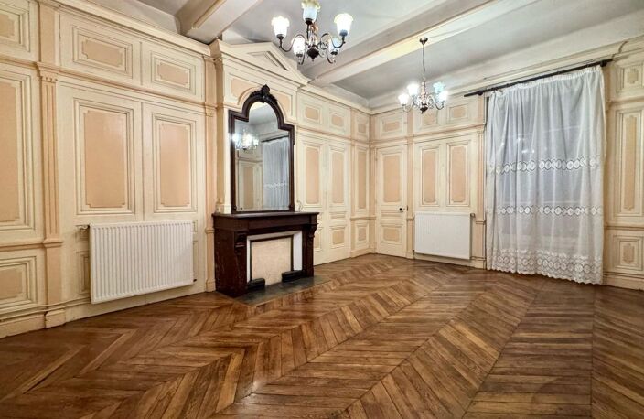 Appartement à Vendre - 107m² - à Rénové — photo 2