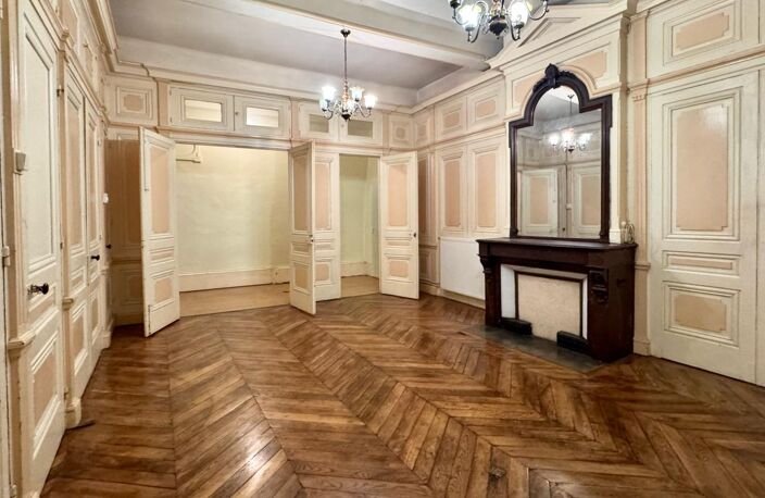 Appartement à Vendre - 107m² - à Rénové — photo 4