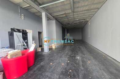 Local industriel  1950 €
