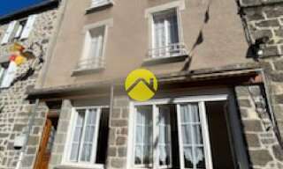 Maison 9 Pièces 196 m² à vendre à Pierrefort (15230)