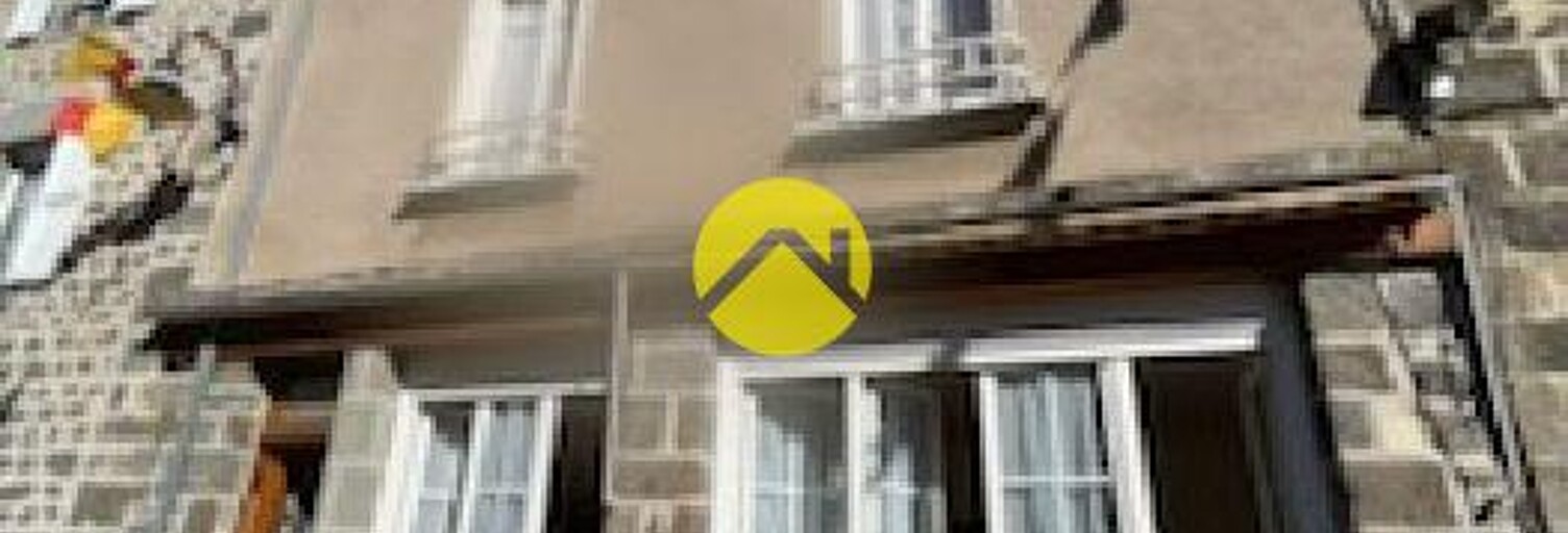 Maison 9 Pièces 196 m² à vendre à Pierrefort (15230)