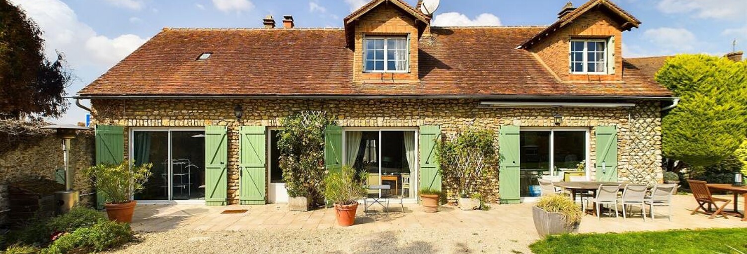 Maison 6 Pièces 180 m² à vendre à Auneau-Bleury-Saint-Symphorien (28700)