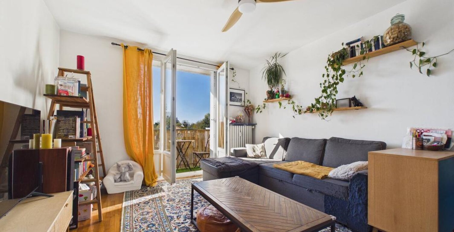 Magnifique appartement T3 de 60,47m² - Traversant avec balcon, cave et parking boxé - Rue du Calvaire de Grillaud, Nantes — photo 1