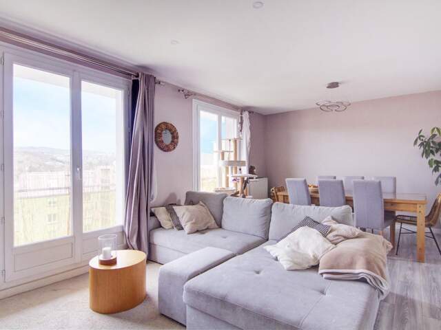 LORETTE APPARTEMENT 3 CHAMBRES — photo du bien