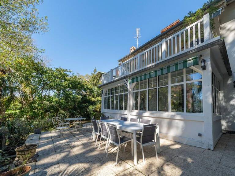 Appartement À Vendre — photo 1