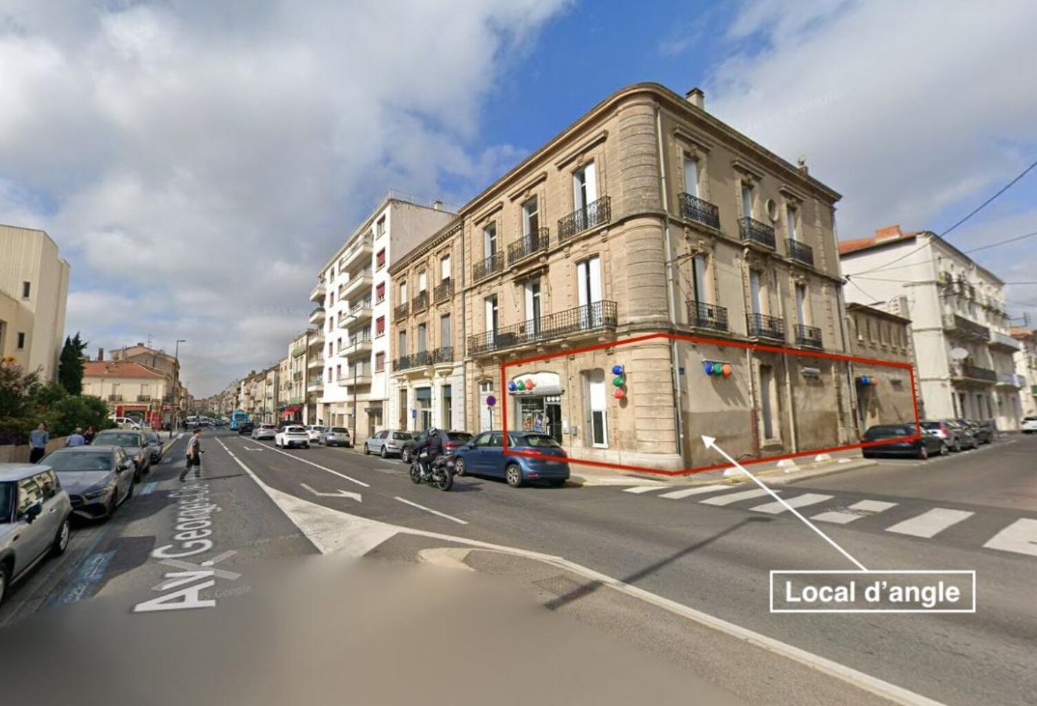 Local d'angle de plain-pied à louer — photo 1