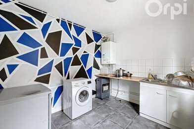 Immeuble  415866 €