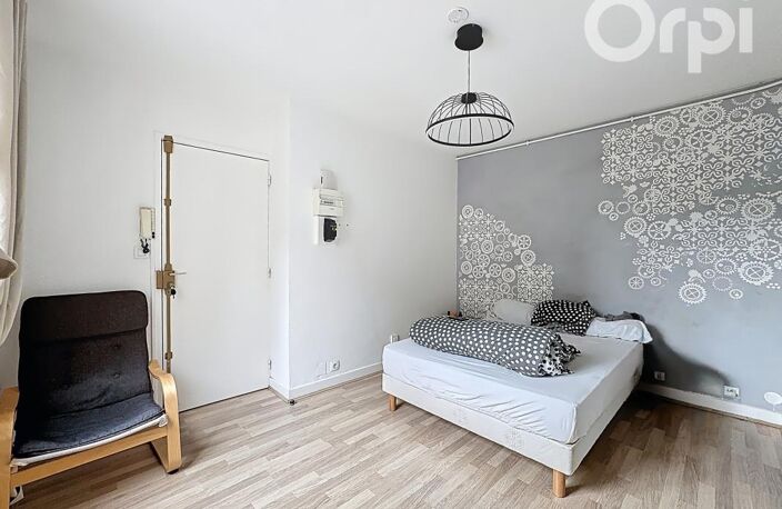 Immeuble de rapport, CLERMONT-FERRAND, 6 appartements, terrasses, caves et local vélos — photo 3