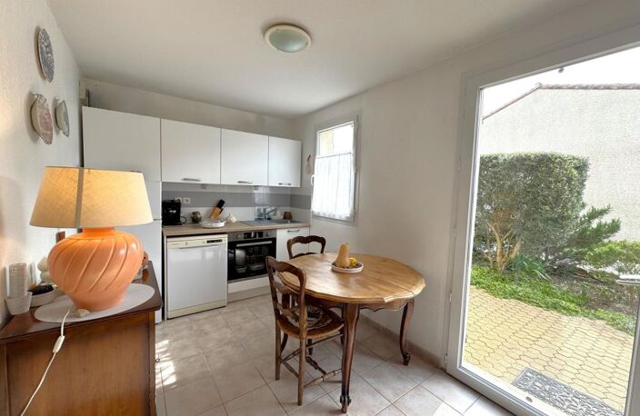 À vendre : Charmante maison dans résidence sécurisée à Calvisson — photo 2