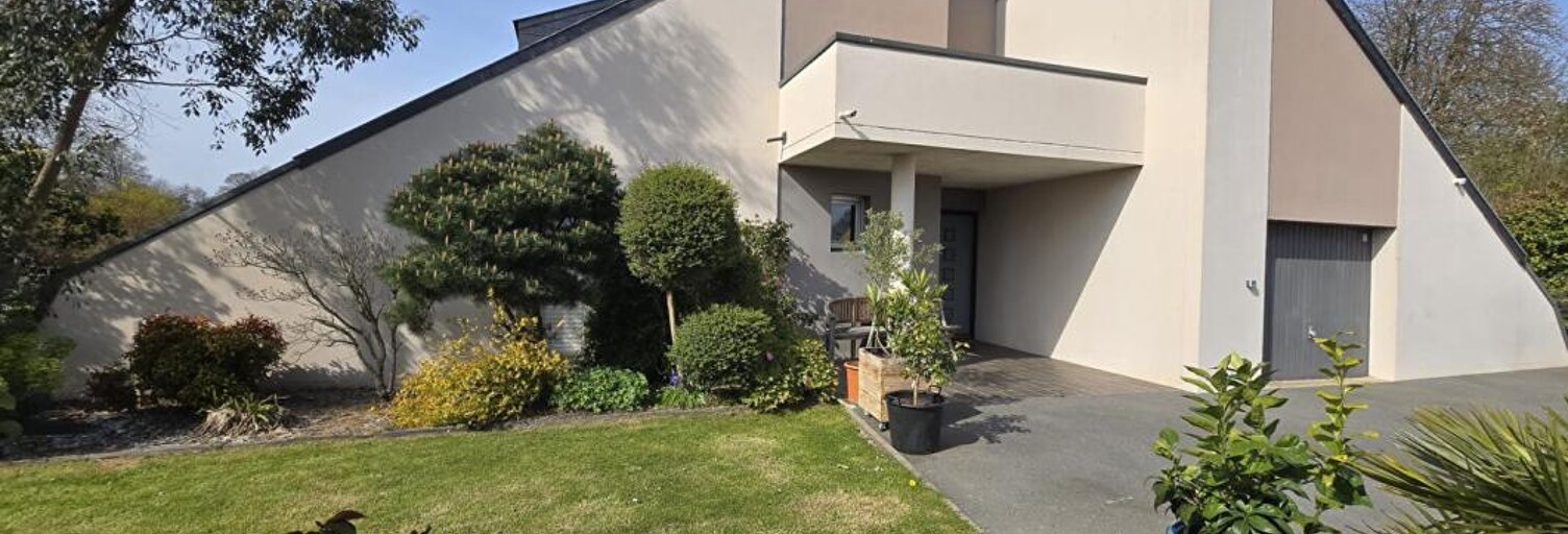 Maison 9 Pièces 229 m² à vendre à Grandparigny (50600)