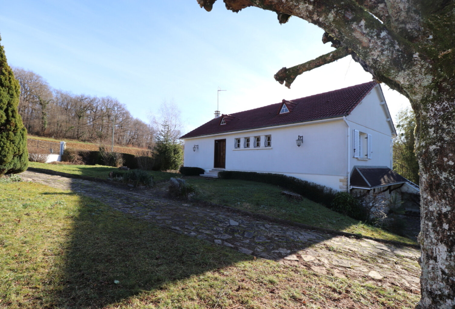 Maison Sauvigny Les Bois 7 pièce(s) 138m2 — photo 1