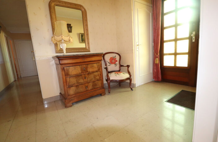 Maison Sauvigny Les Bois 7 pièce(s) 138m2 — photo 4
