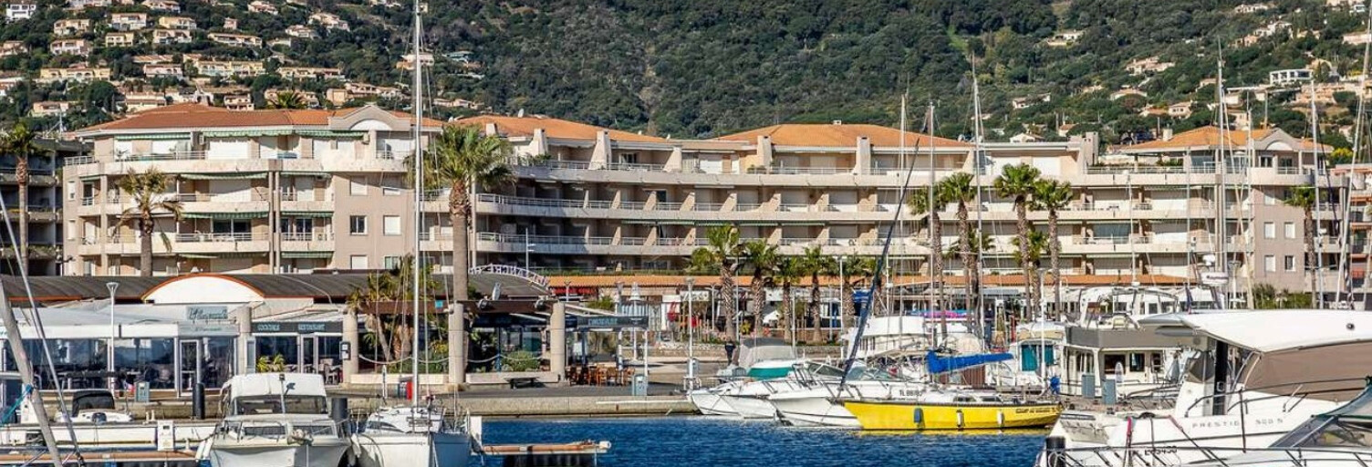 Appartement 4 Pièces 82 m² à vendre à Cavalaire-sur-Mer (83240)