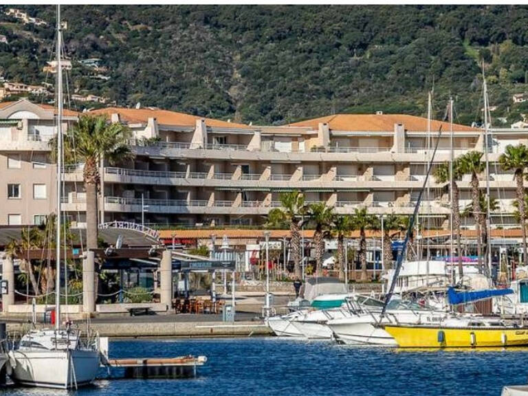 App Cavalaire Sur Mer  A 1 minutes de la plage 4 pièce(s) 82.23 m2 Terrasse DE 41,36 — photo 1