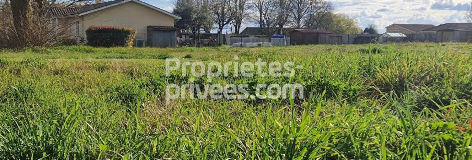 Terrain  500 m² à vendre à Laruscade (33620)