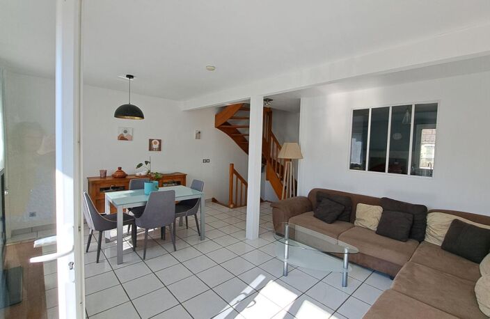 Maison 4 chambres Coignieres — photo 3