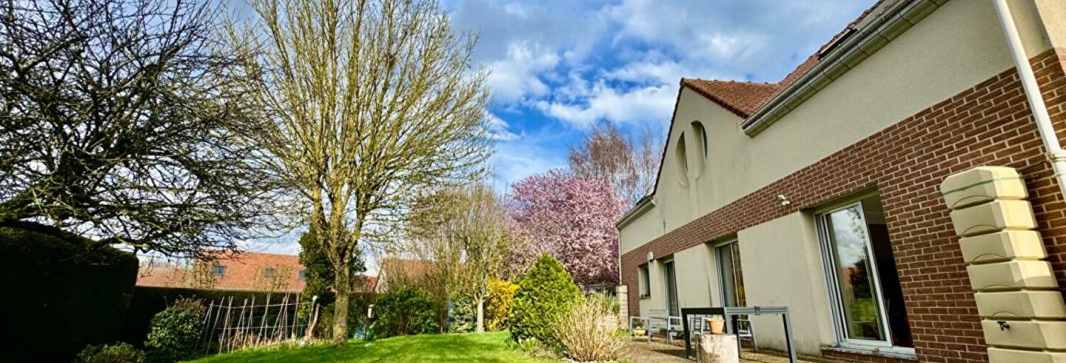 Maison 9 Pièces 220 m² à vendre à Salouël (80480)