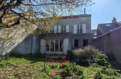 Maison de ville avec jardin, 4 chambres — photo du bien