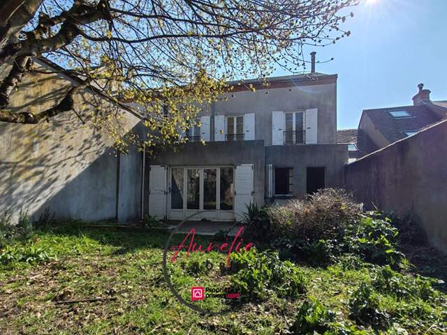 Maison de ville avec jardin, 4 chambres — photo du bien