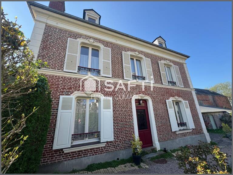 Élégante maison de maître rénovée  proche des commerces, jardin et garage. — photo 1