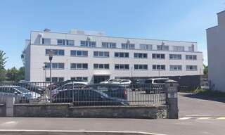 Bureau  291 m² à louer à Tours (37100)