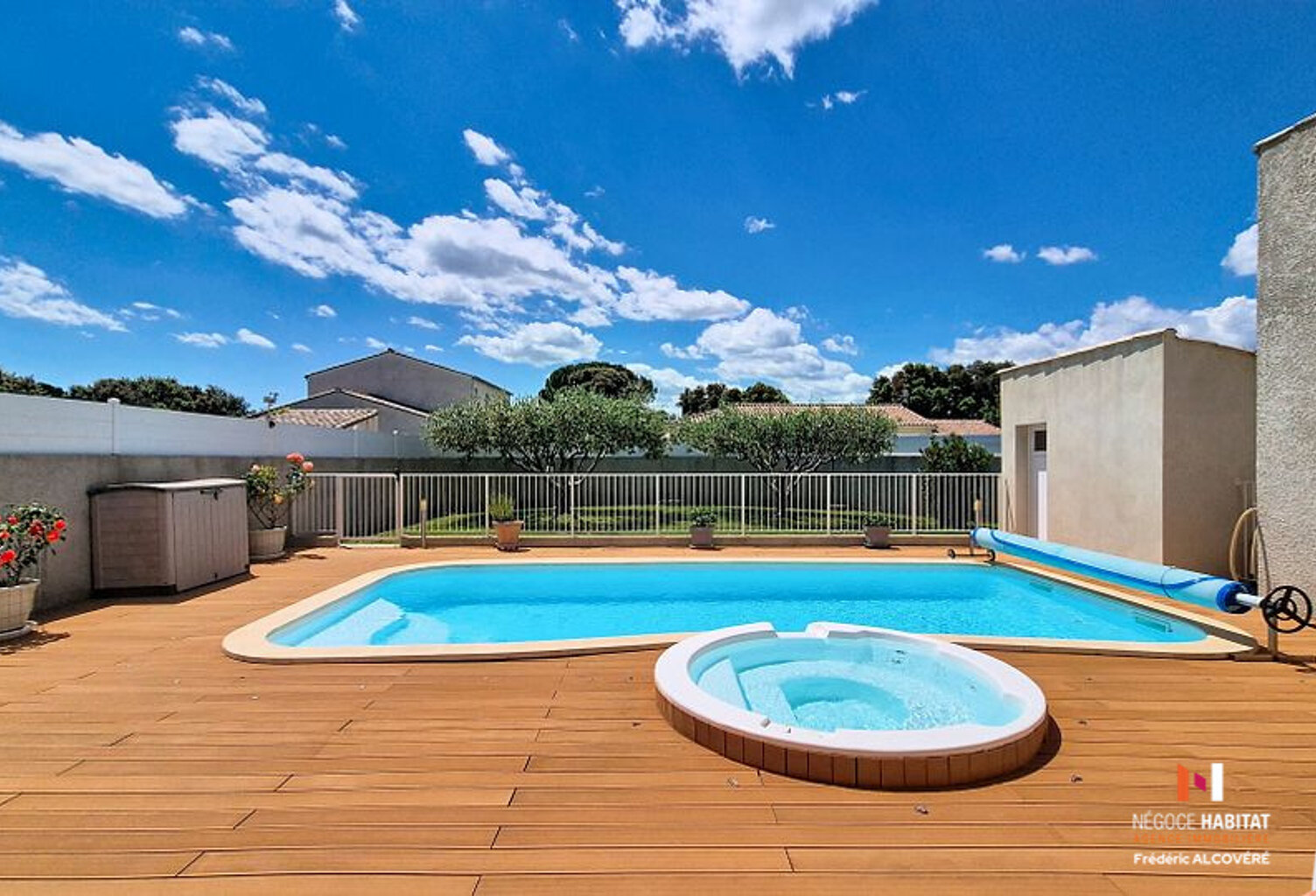VILLEVIEILLE VILLA T6 DE 130M2 SUR 800M2 DE TERRAIN AVEC PIS — photo 1
