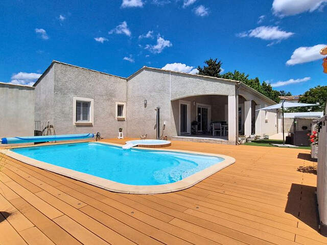 VILLEVIEILLE VILLA T6 DE 130M2 SUR 800M2 DE TERRAIN AVEC PIS — photo du bien