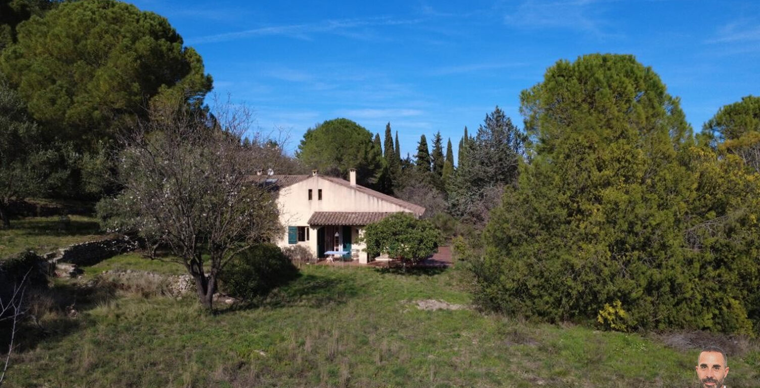 NEBIAN GROS POTENTIEL POUR CETTE VILLA DES ANNEES 70 T5 DE 1 — photo 1