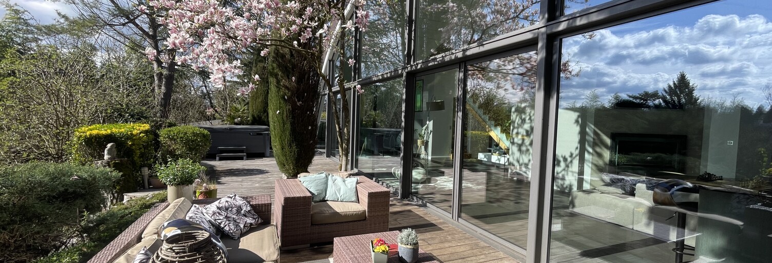 Maison 8 Pièces 260 m² à vendre à Charbonnières-les-Bains (69260)