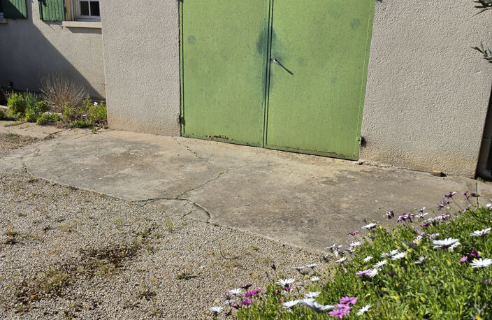 Plain-pied, idéalement situé dans le village — photo 3