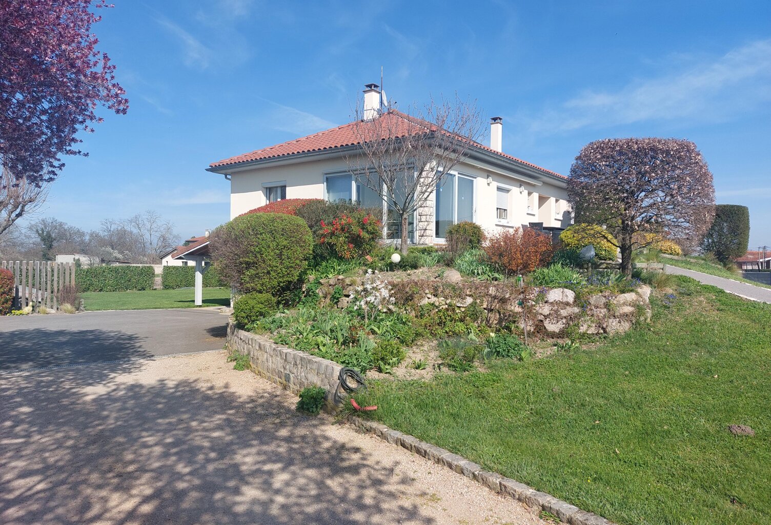 Vente maison 5 pièces 133 m² Montbrison (42600) — photo 1