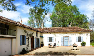 Maison 11 Pièces 300 m² à vendre à Cap d'Astarac (32140)