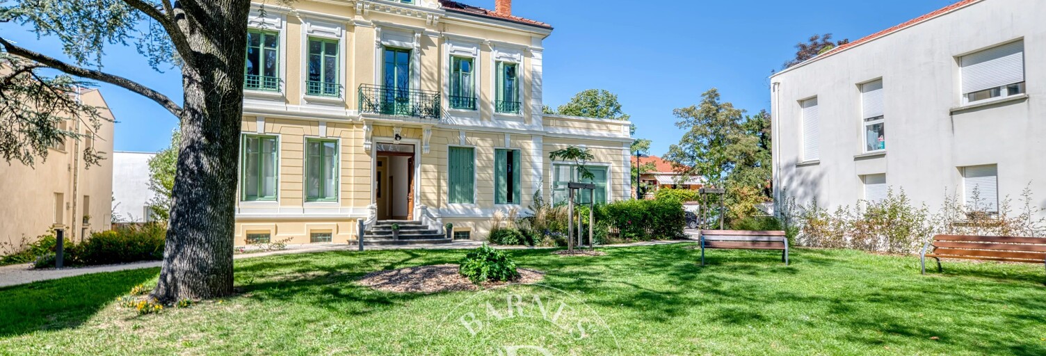 Appartement 5 Pièces 99 m² à vendre à Bron (69500)