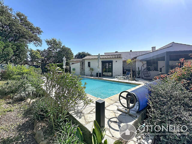 Villa Roquebrune Sur Argens 5 pièces 109,24 m2 sur 740 m2 de terrain avec piscine — photo du bien