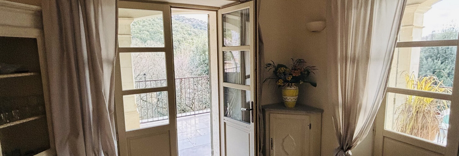 Maison 7 Pièces 224 m² à vendre à Goudargues (30630)