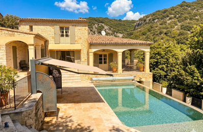 SECTEUR GOUDARGUES : MAS RECENT AVEC PISCINE ET APPARTEMENT — photo du bien