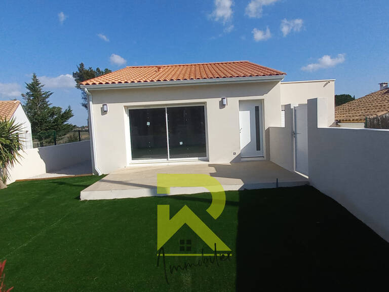A l'extérieur de PAILHES une villa neuve de plain pied de 97 — photo 1