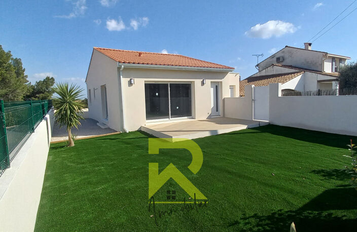 A l'extérieur de PAILHES une villa neuve de plain pied de 97 — photo 3