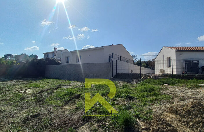 A l'extérieur de PAILHES une villa neuve de plain pied de 97 — photo 4