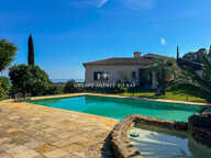 A VENDRE VILLA VUE MER A SAINT AYGULF DOUBLE GARAGE PISCINE 6 CHAMBRES — photo 2